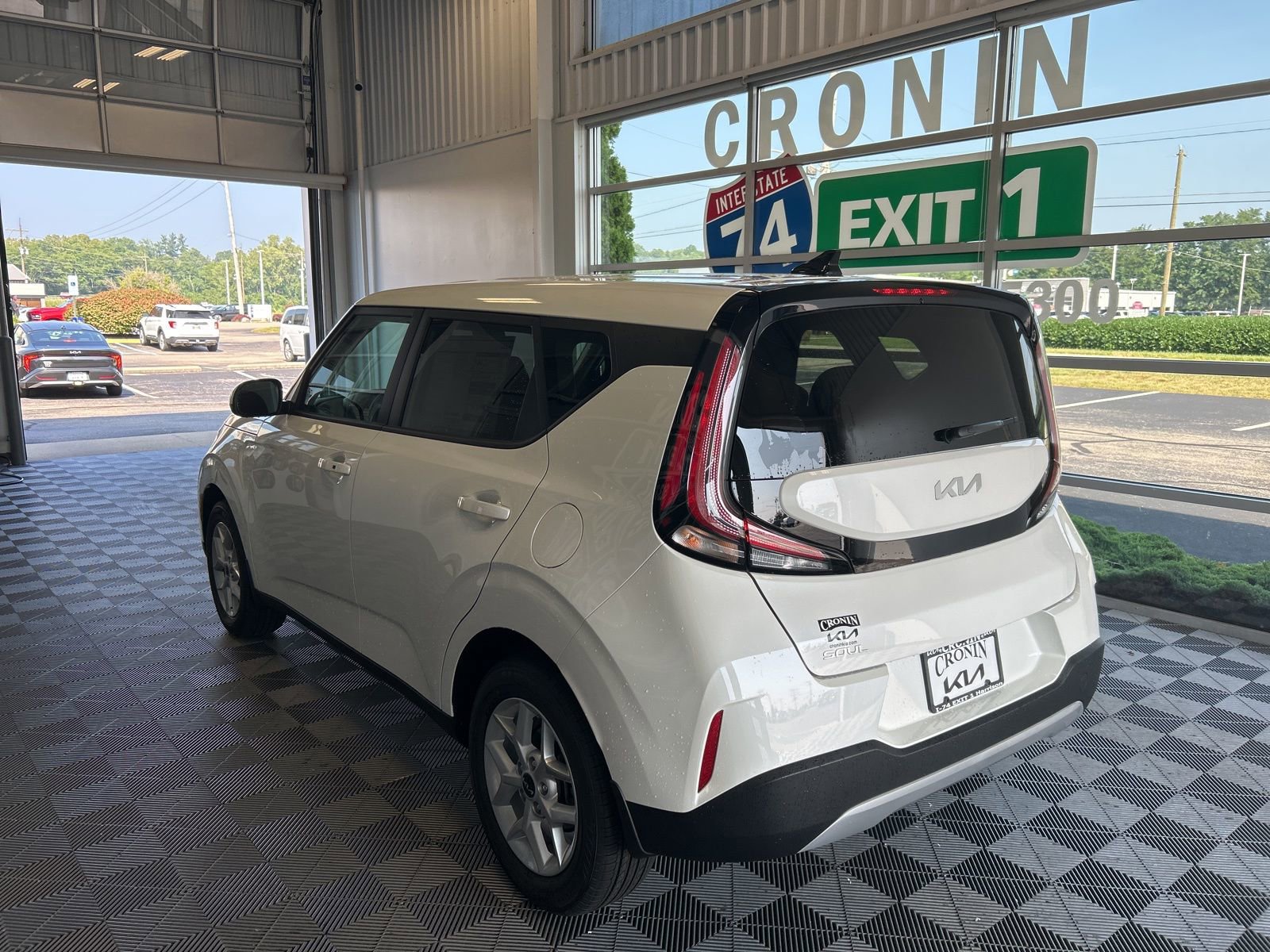 New 2025 Kia Soul S image 4