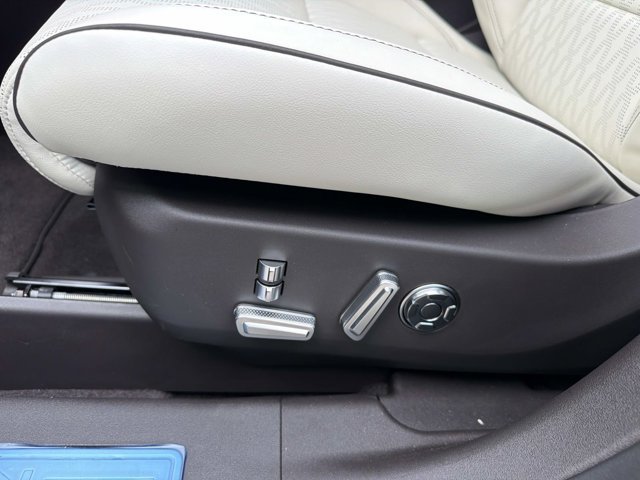 New 2026 Lincoln Nautilus Black Label AWD/4WD image 10