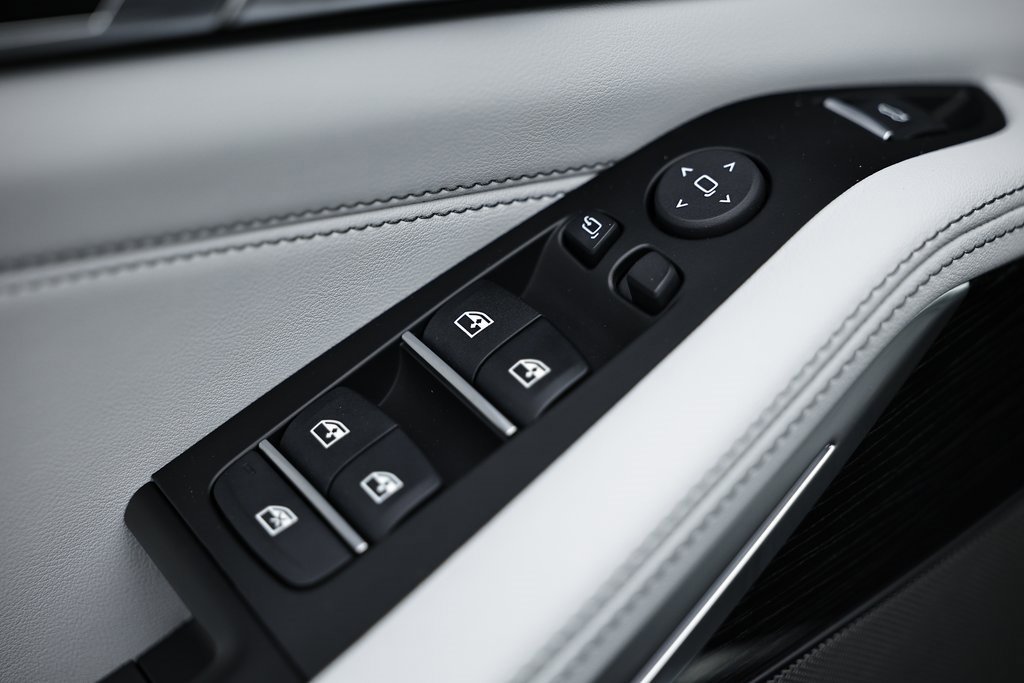 New 2026 BMW X5 xDrive40i w/ Executive Package image 18