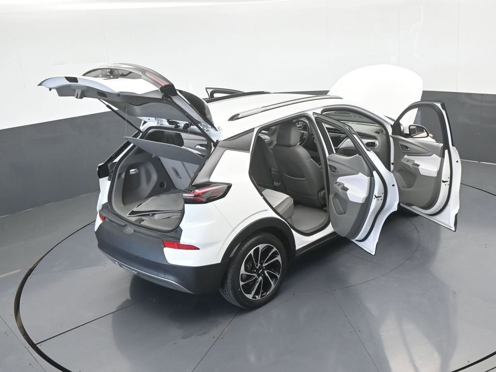 Used 2023 Chevrolet Bolt EUV Premier image 80