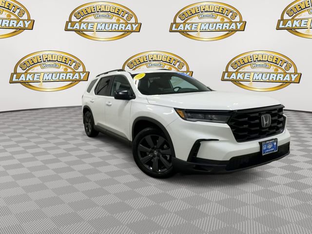 Used 2025 Honda Pilot Sport image 5