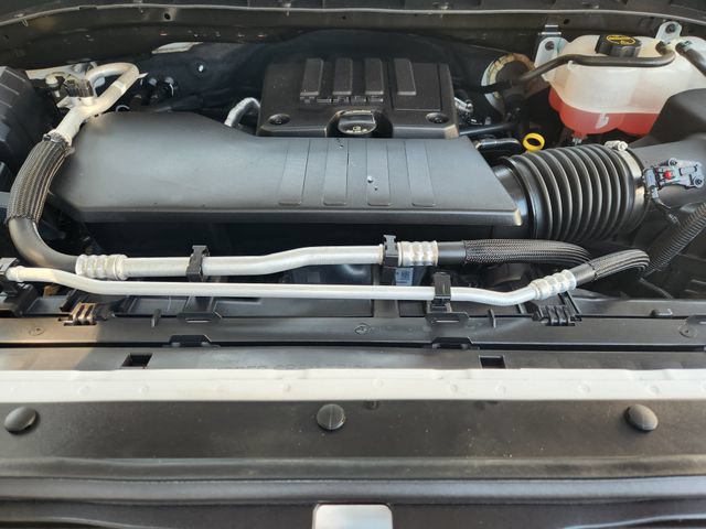 Used 2024 Chevrolet Silverado 1500 W/T w/ Trailering Package AWD/4WD image 31