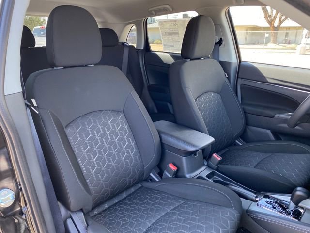 New 2026 Mitsubishi Outlander Sport ES image 9