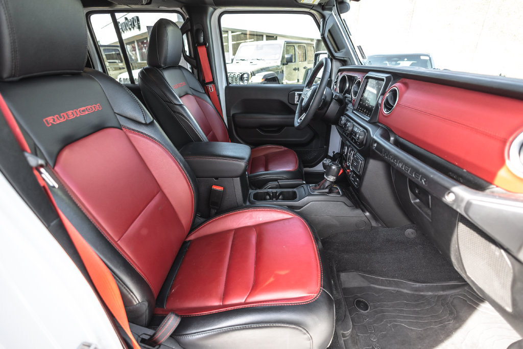 Used 2023 Jeep Wrangler Unlimited Rubicon 4xe AWD/4WD image 27