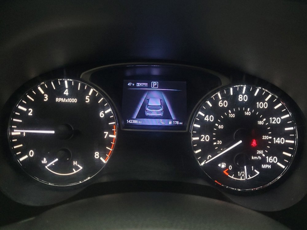 Used 2017 Nissan Pathfinder SL image 23