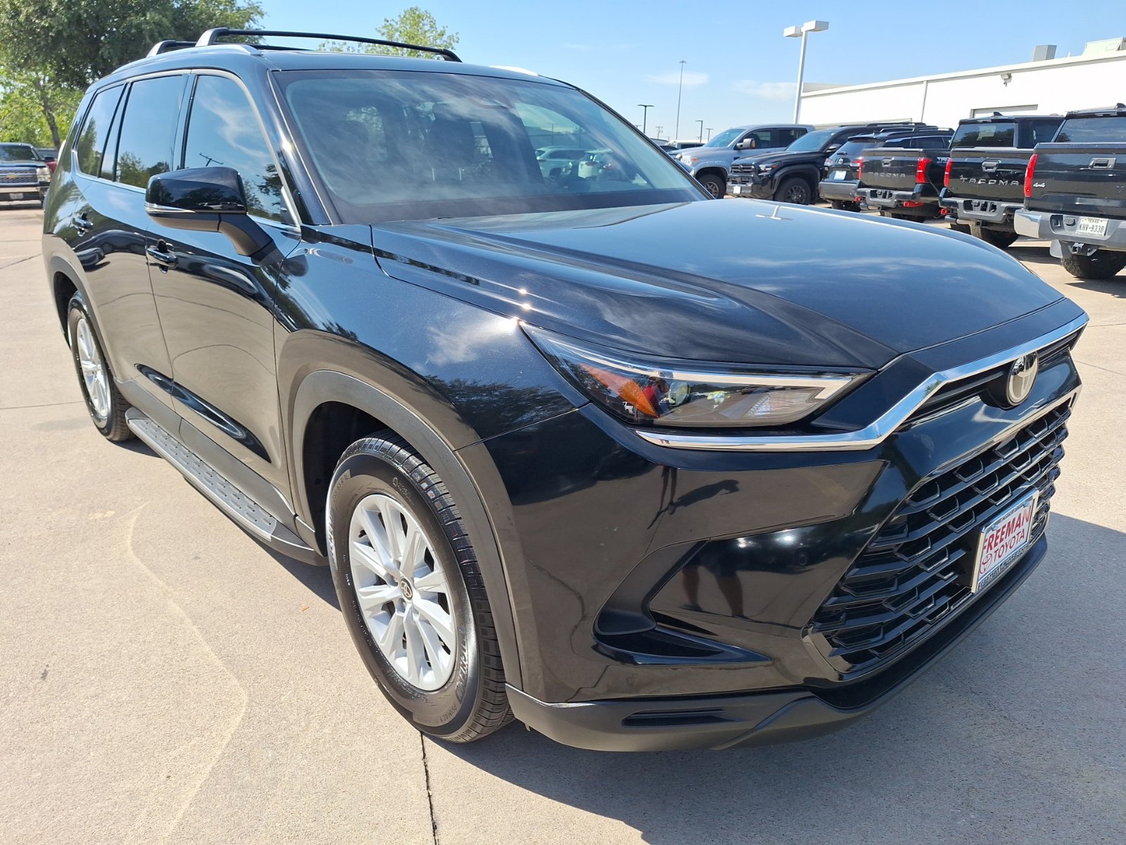 Used 2026 Toyota Grand Highlander AWD image 8