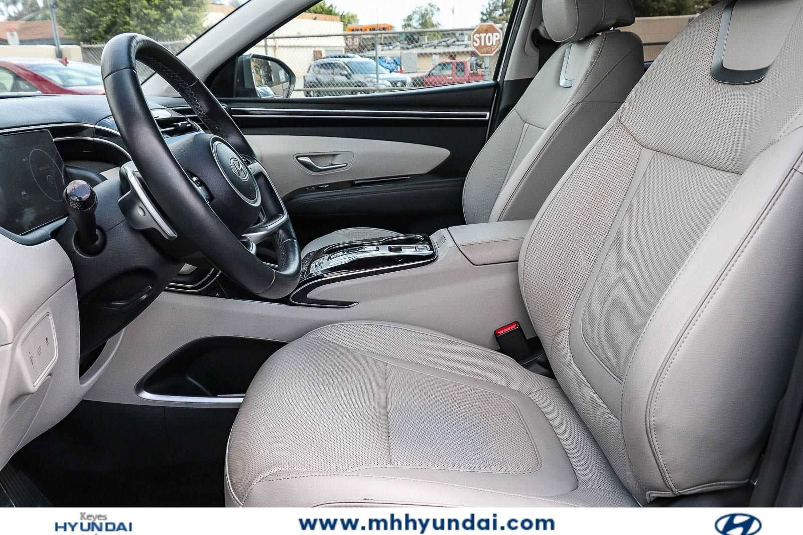 Certified 2023 Hyundai Tucson Limited AWD/4WD image 17