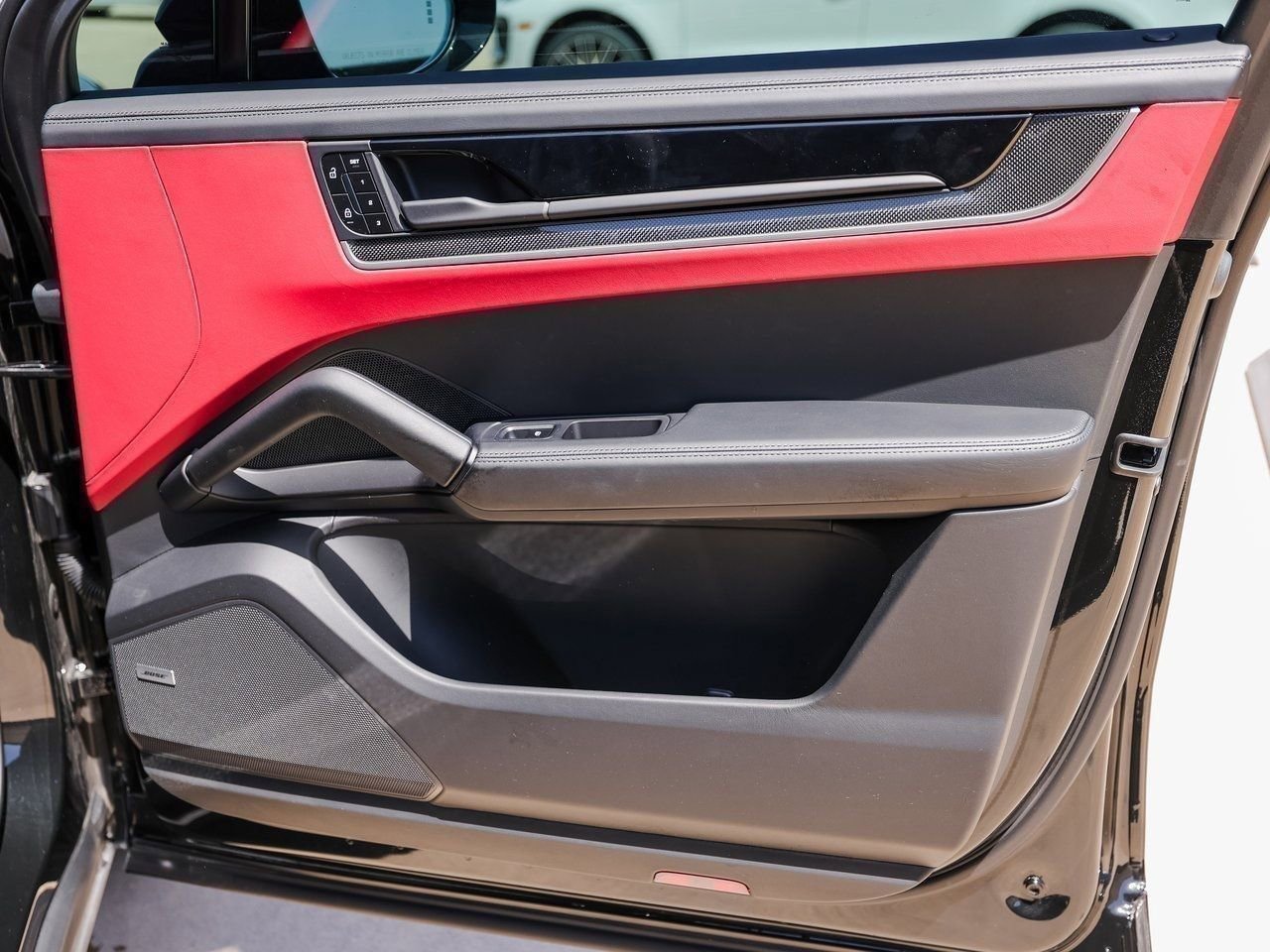 Certified 2025 Porsche Cayenne Turbo image 26