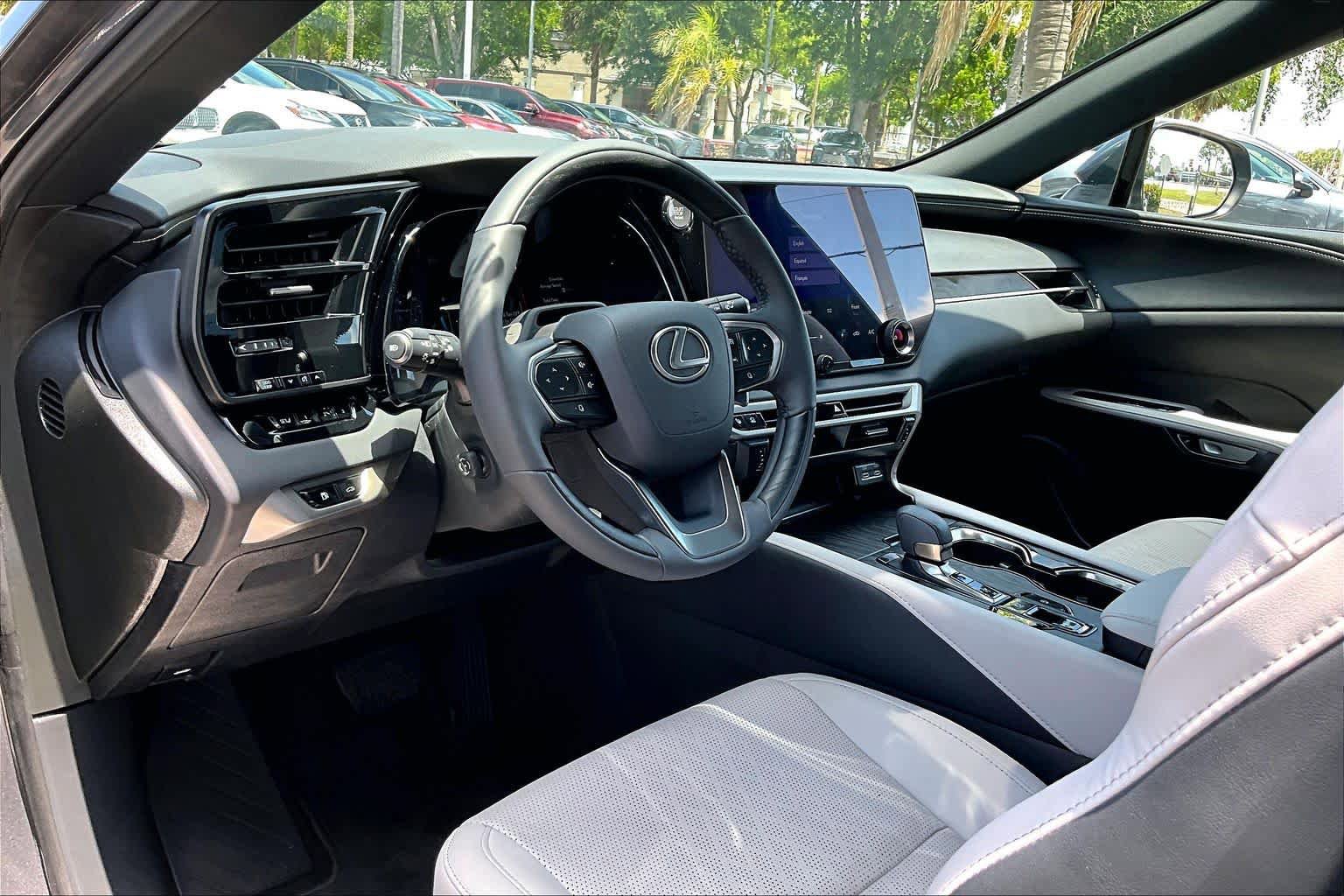 Used 2025 Lexus RX 350 Premium Plus w/ Convenience Package FWD image 18