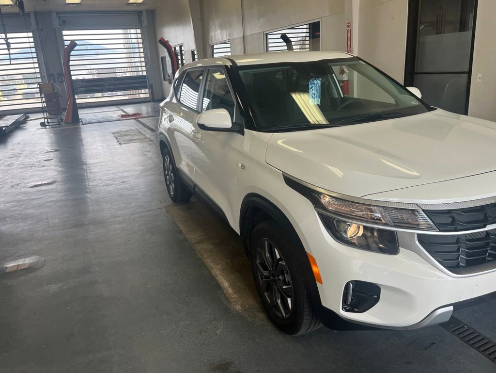 Used 2024 Kia Seltos LX