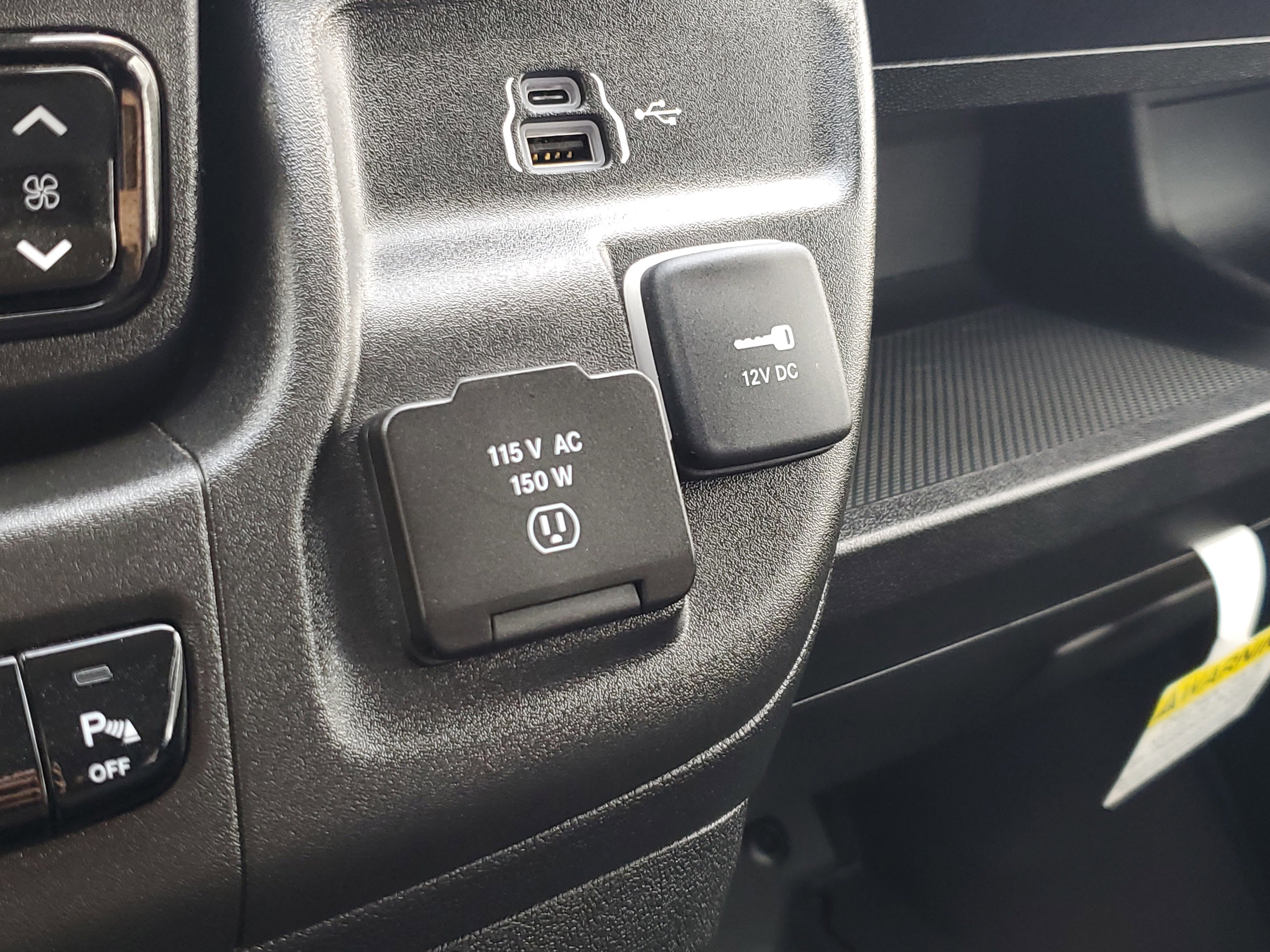 Used 2025 RAM ProMaster 1500 w/ Quick Order Package 22H SLT+ image 18