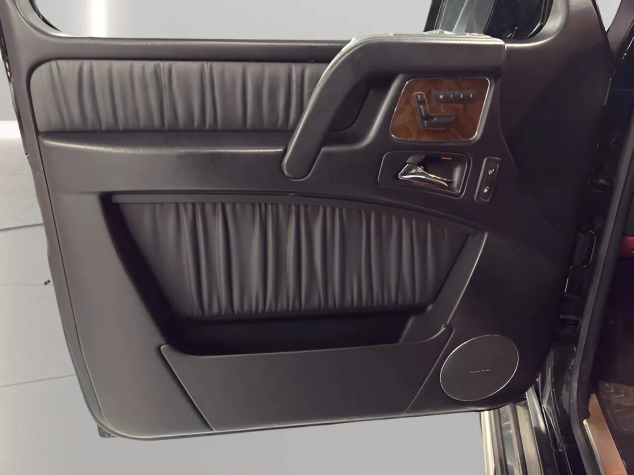 Used 2014 Mercedes-Benz G 63 AMG 4MATIC image 9