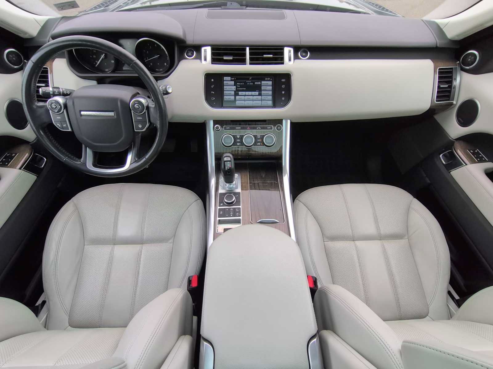 Used 2016 Land Rover Range Rover Sport SE AWD/4WD image 16