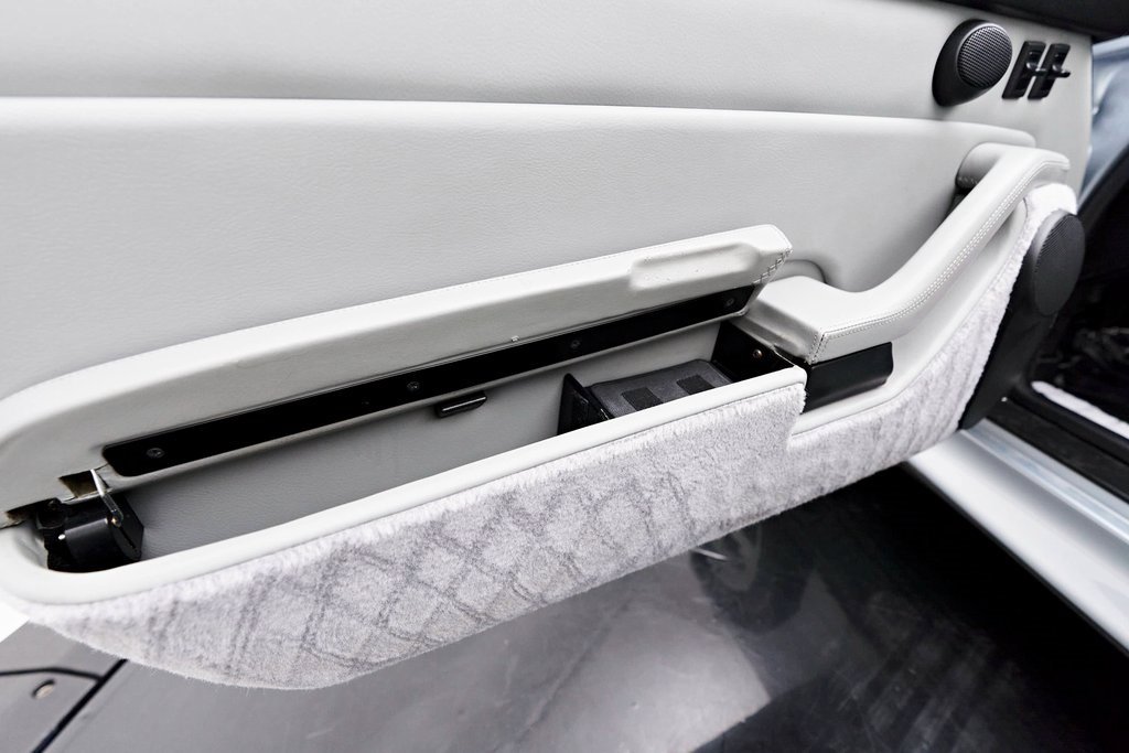 Used 1996 Porsche 911 Turbo image 34