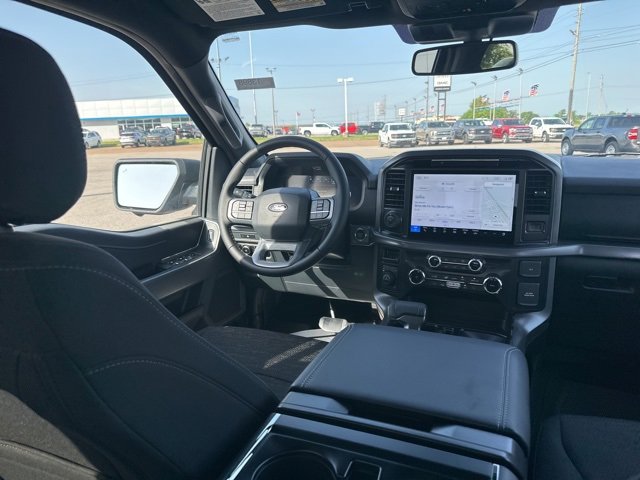 New 2025 Ford F150 XLT w/ Equipment Group 302A MID image 15
