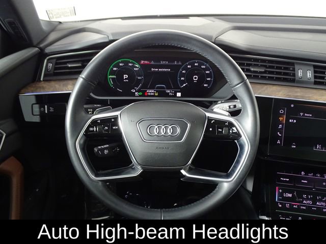 Used 2019 Audi e-tron Prestige w/ Prestige Package image 28