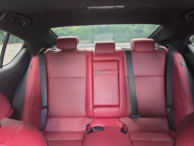 Used 2023 Lexus IS 300 w/ Comfort Package RWD image 11