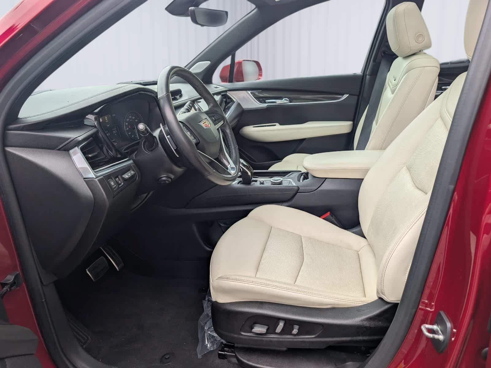 Used 2020 Cadillac XT6 Sport AWD/4WD image 18