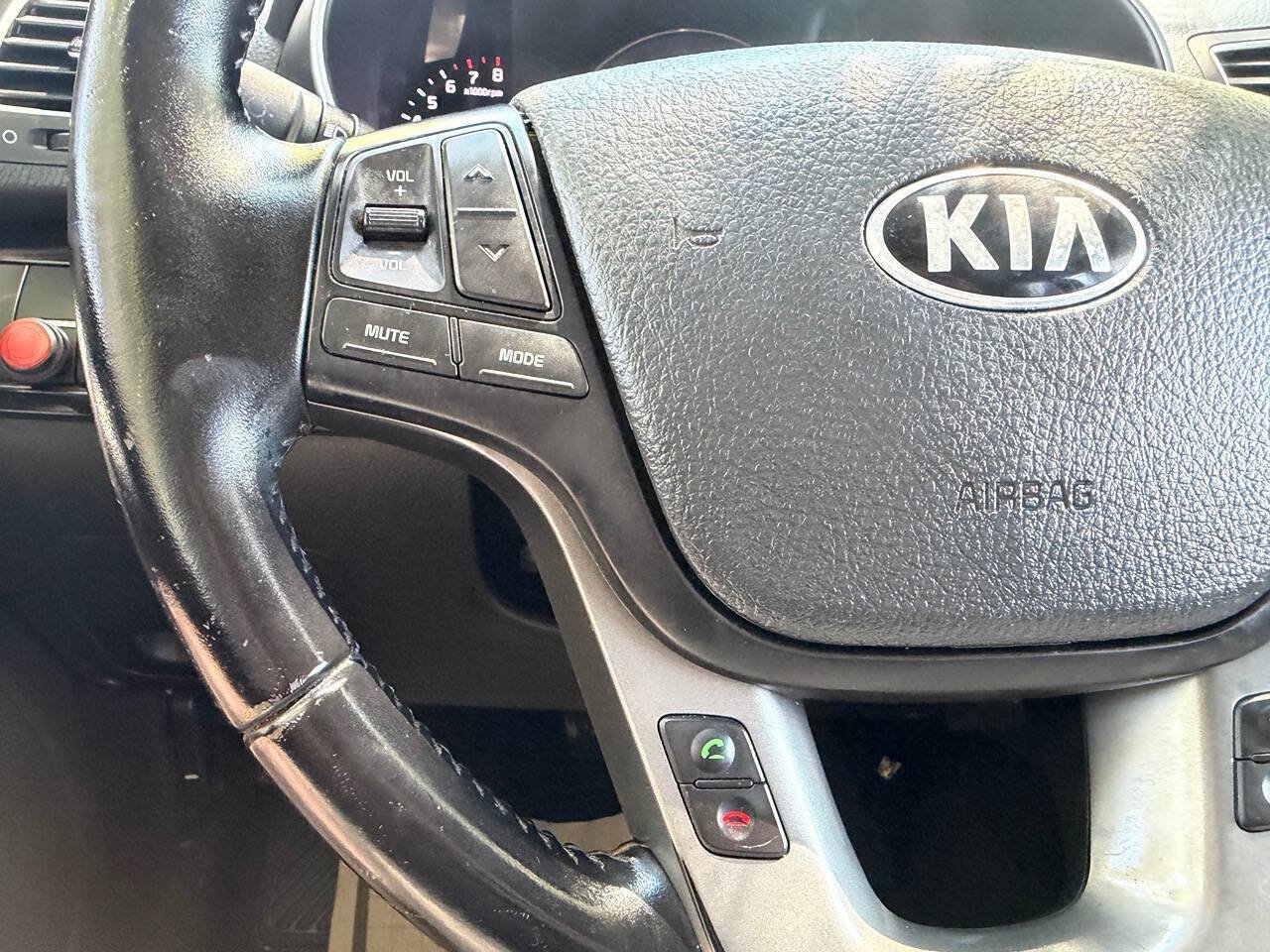 Used 2015 Kia Sorento LX AWD/4WD image 24