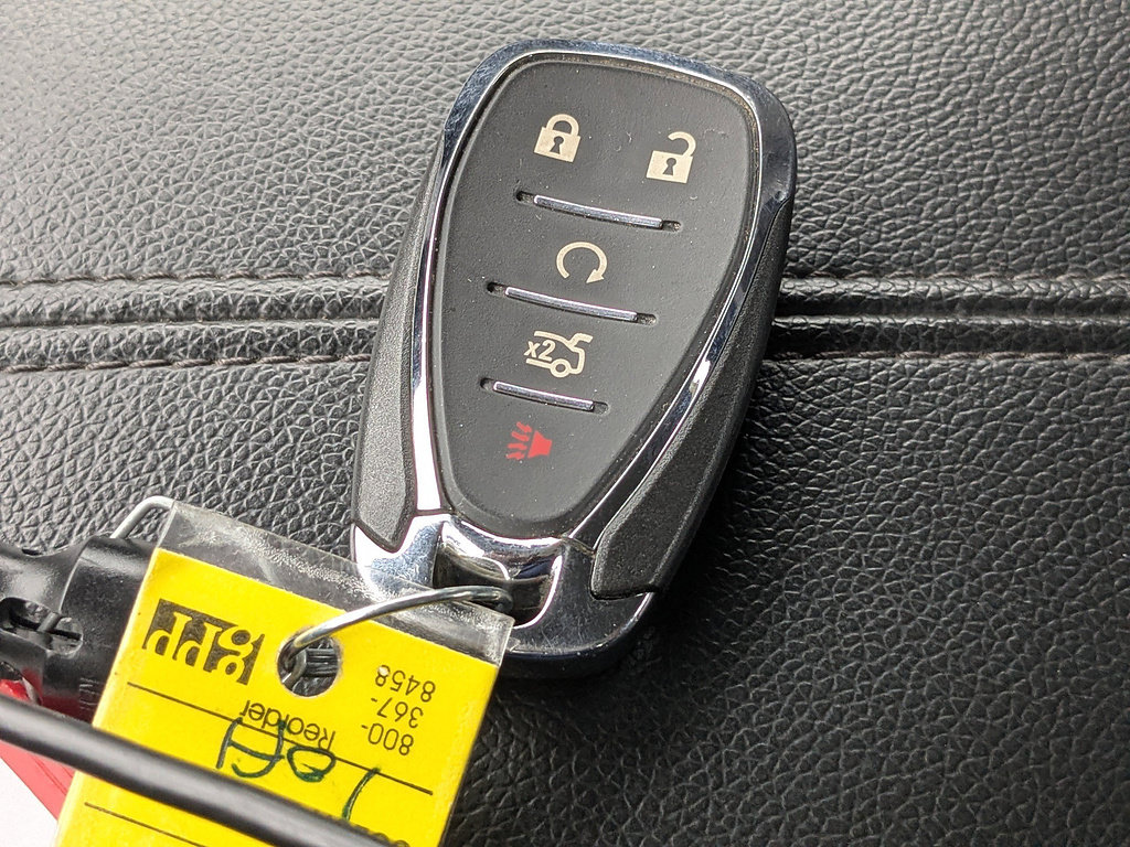 Used 2025 Chevrolet Malibu LT FWD image 25