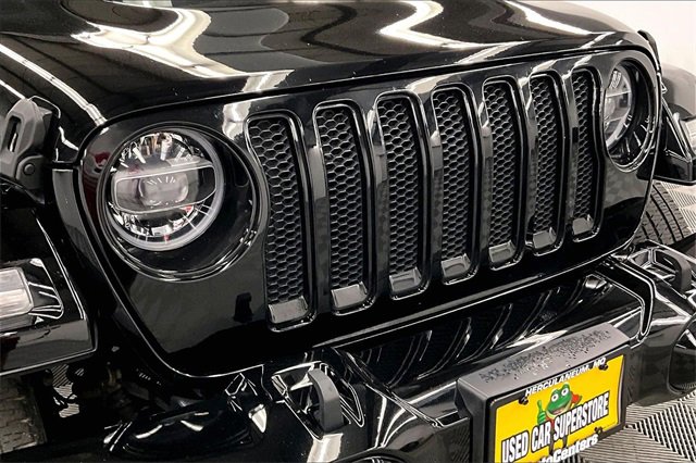 Used 2020 Jeep Wrangler Unlimited Sahara image 27
