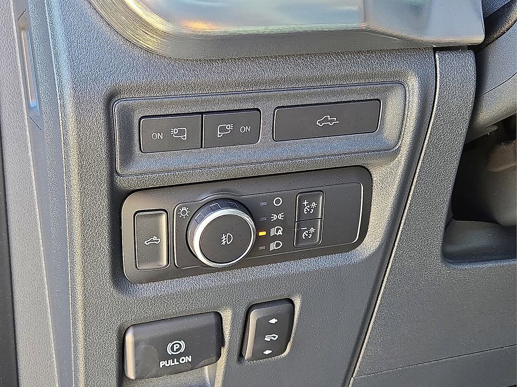 Used 2022 Ford F150 Lariat image 24