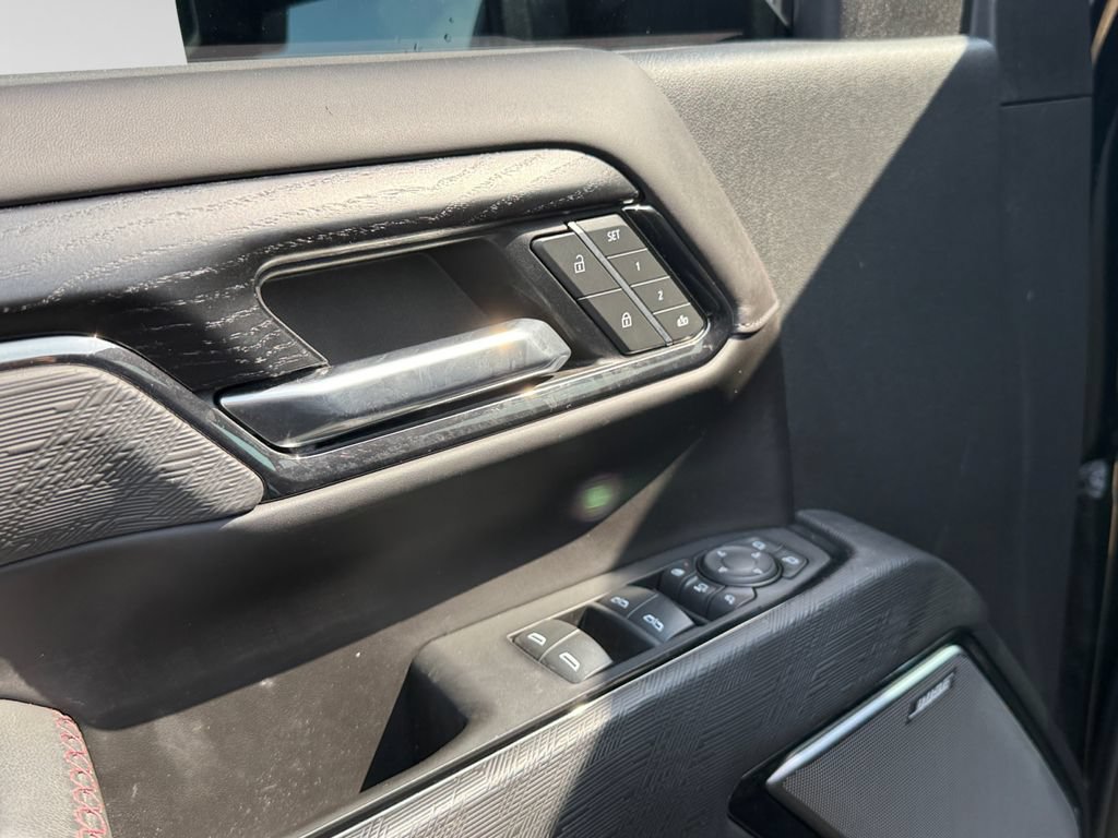 Used 2024 GMC Sierra 2500 AT4X AWD/4WD image 20
