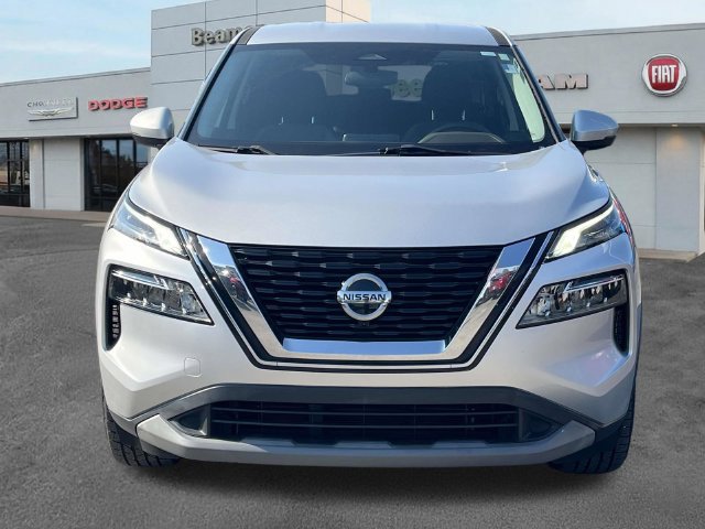 Used 2021 Nissan Rogue SV FWD image 2
