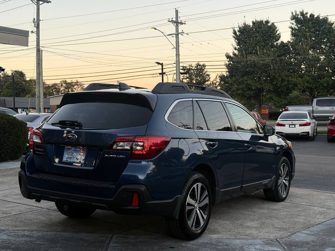 Used 2019 Subaru Outback 2.5i Limited w/ Popular Package #2 AWD/4WD image 5