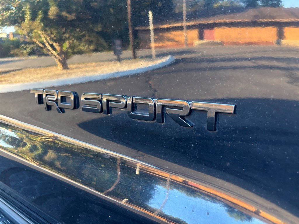 Used 2018 Toyota Sequoia TRD Sport AWD/4WD image 31