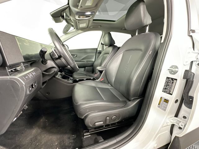Used 2024 Hyundai Kona Limited AWD/4WD image 4