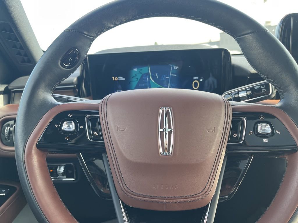 Used 2025 Lincoln Aviator Reserve w/ Equipment Group 201A image 18