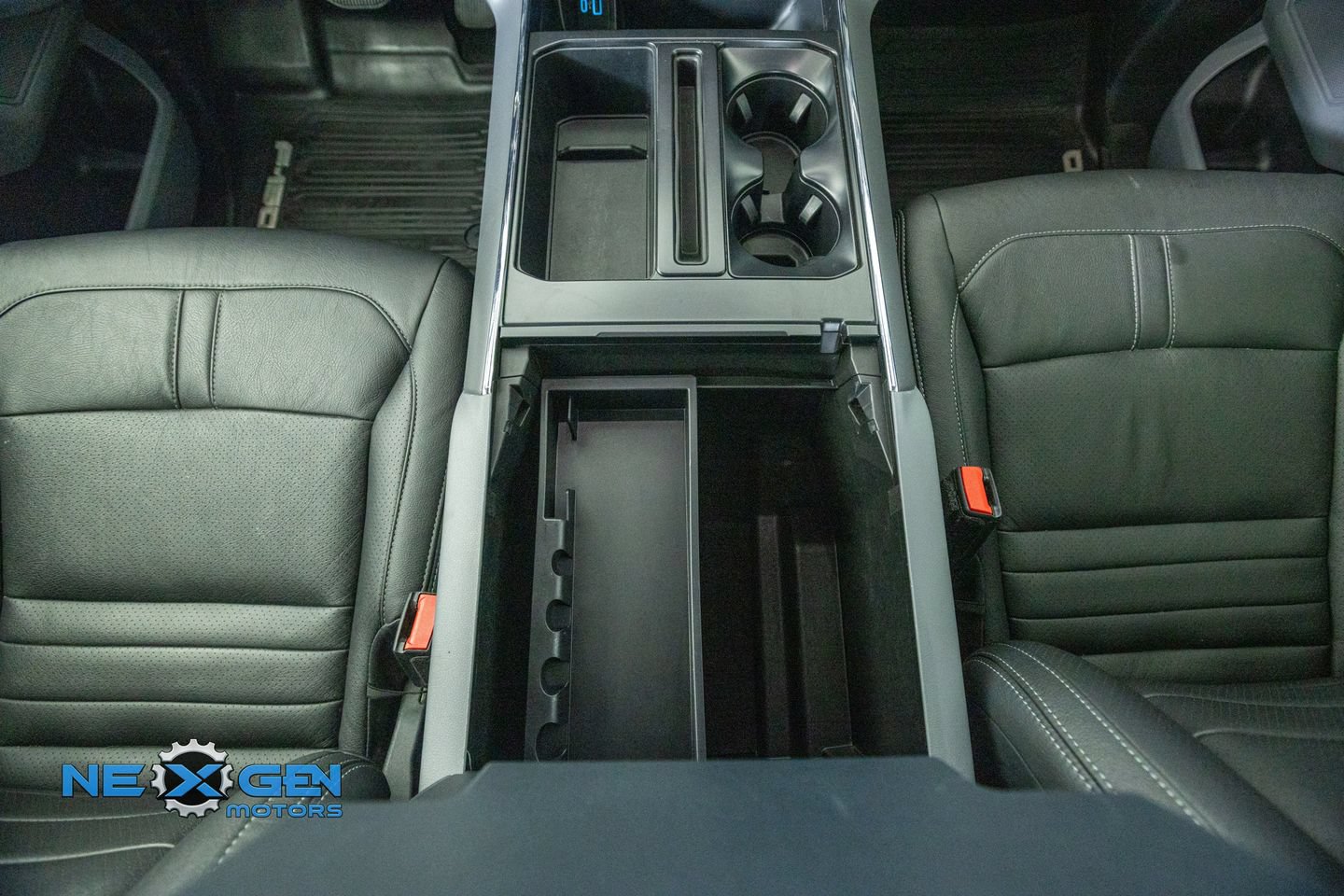 Used 2024 Ford F150 XLT w/ Equipment Group 302A MID AWD/4WD image 34
