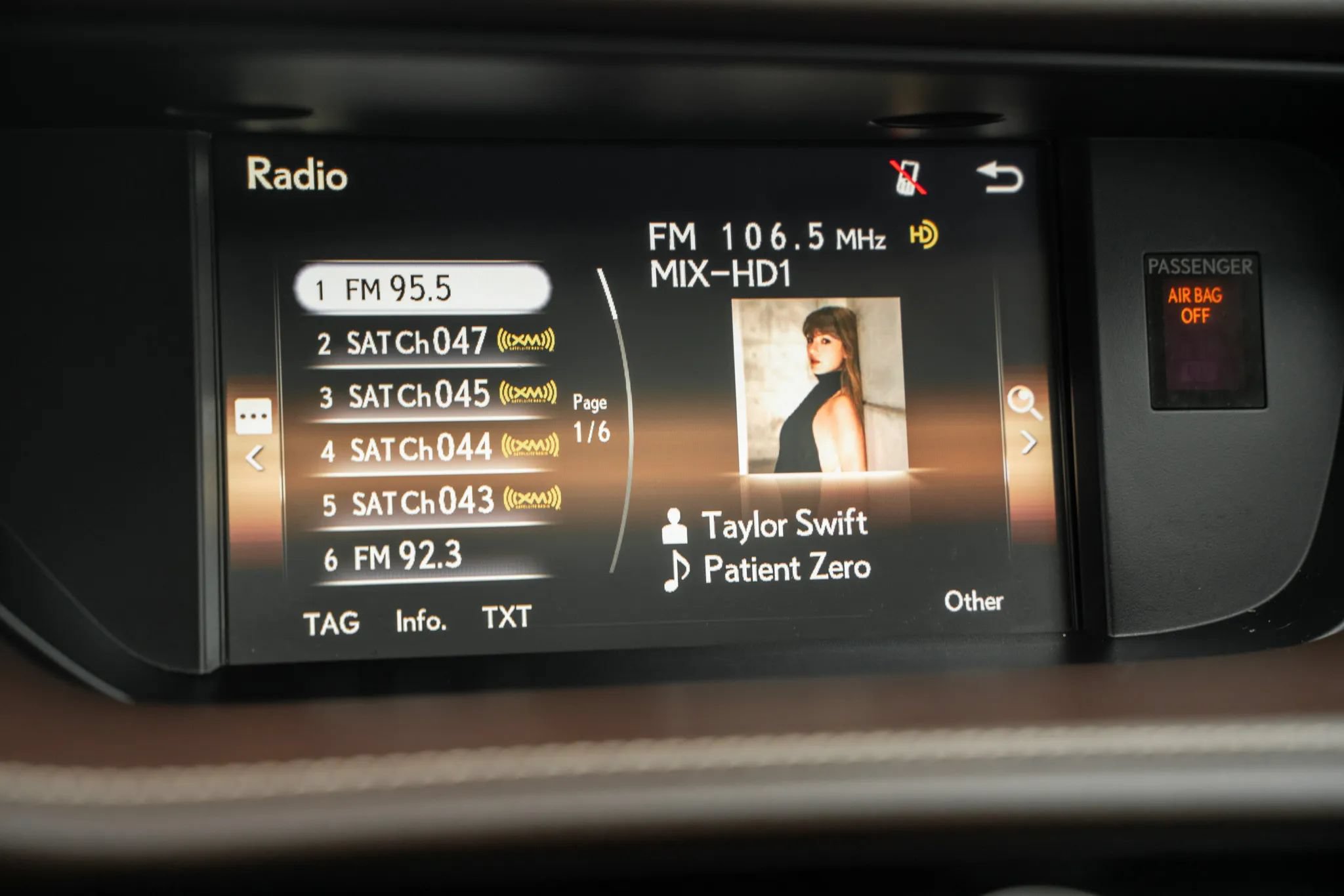 Used 2018 Lexus ES 350 w/ Premier Package FWD image 22