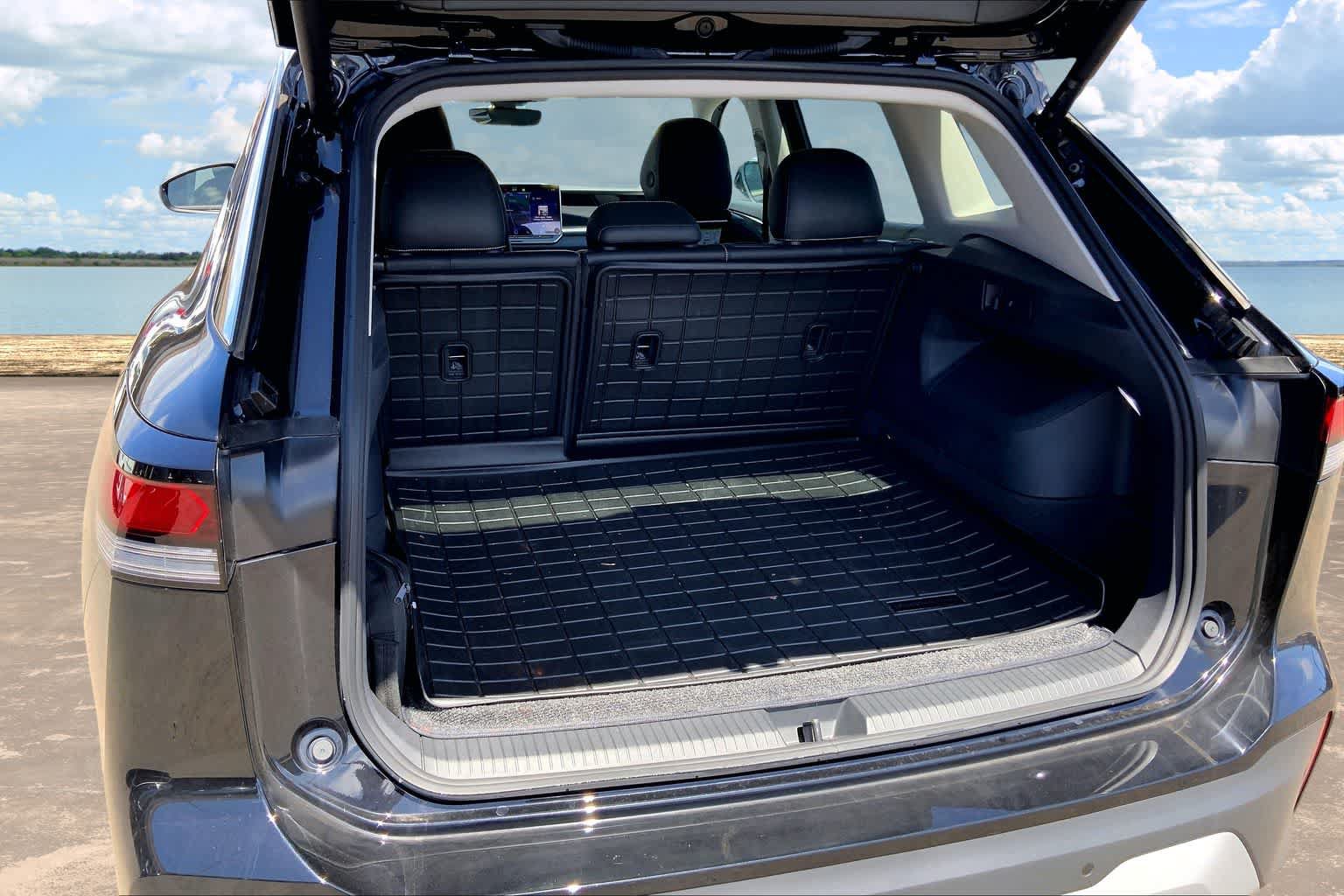 Used 2026 Volkswagen Tiguan SE FWD image 18
