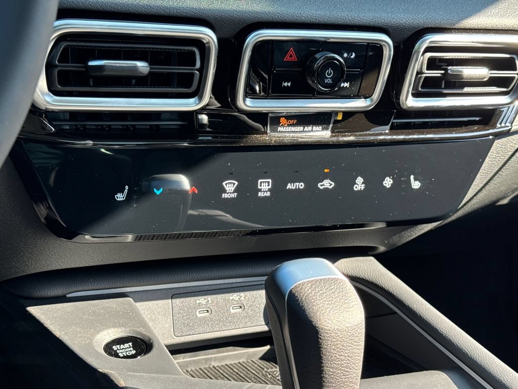 New 2026 Nissan Sentra SV w/ SV Convenience Package FWD image 14