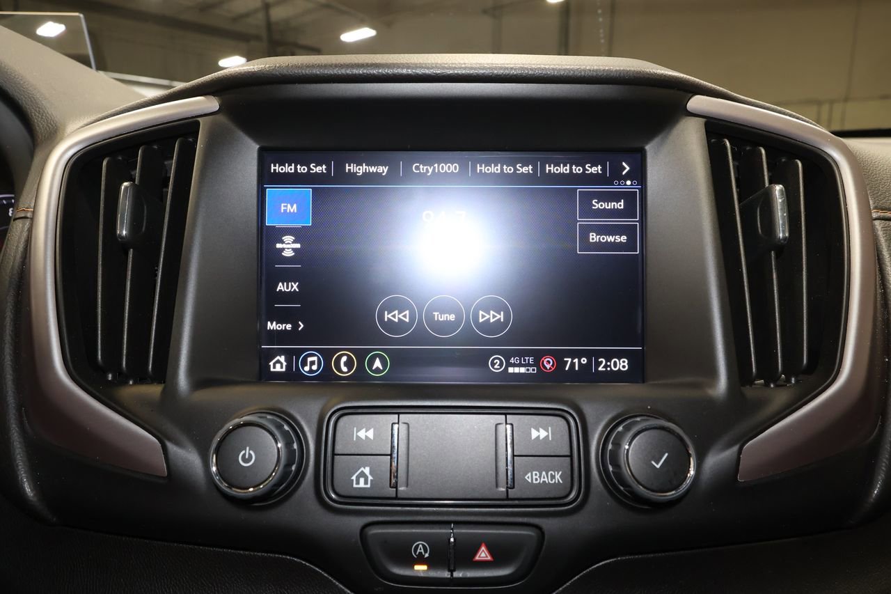 Certified 2024 GMC Terrain AT4 w/ Infotainment Package II AWD/4WD image 12