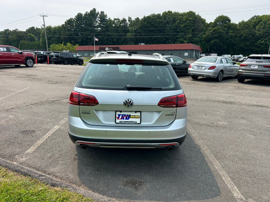 Used 2017 Volkswagen Golf Alltrack SEL AWD/4WD image 5