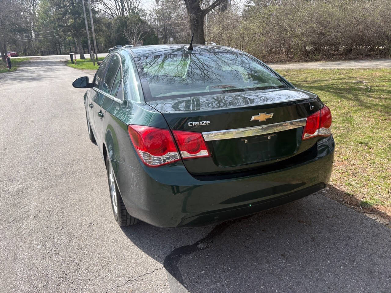 Used 2014 Chevrolet Cruze LT image 4