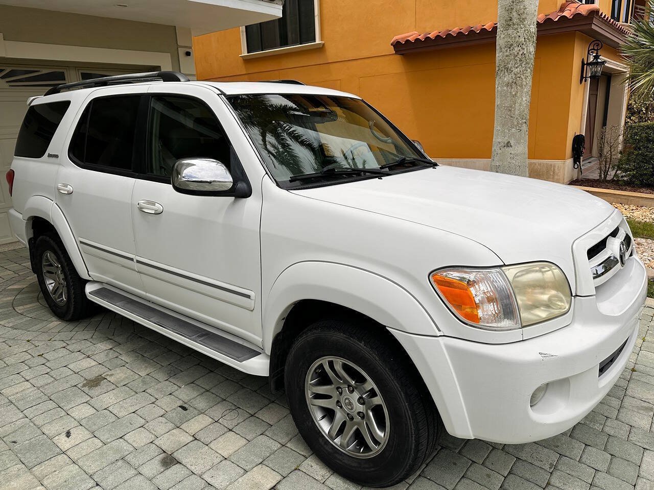 Used 2007 Toyota Sequoia Limited RWD image 34