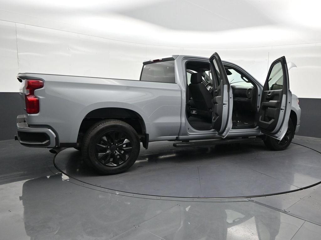 Used 2025 Chevrolet Silverado 1500 Custom RWD image 31