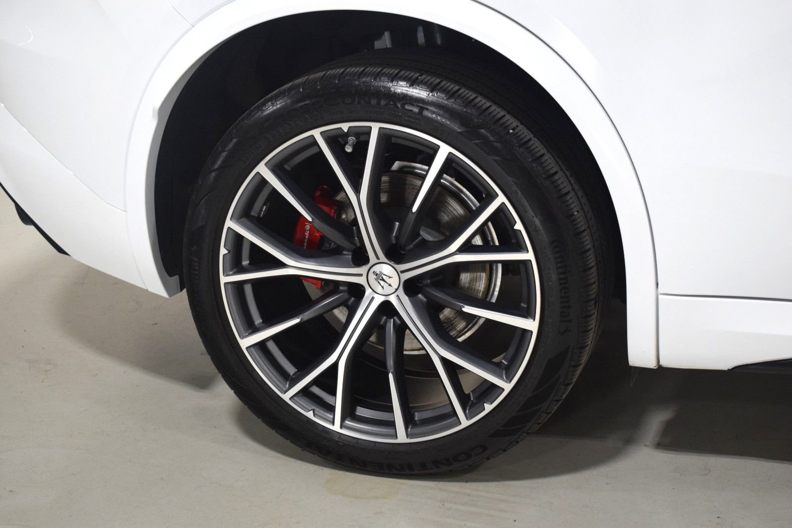 Used 2023 Maserati Grecale Modena AWD/4WD image 16