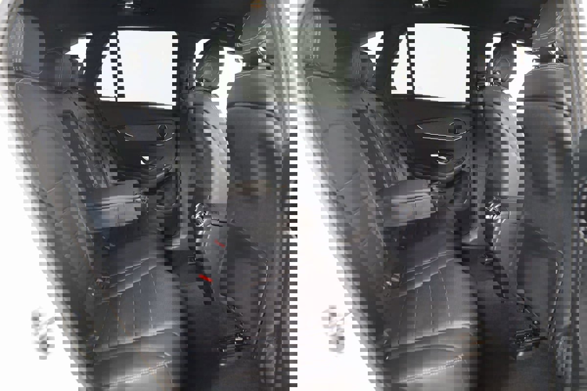 Used 2022 Mercedes-Benz GLC 300 4MATIC w/ Driver Assistance Package image 13