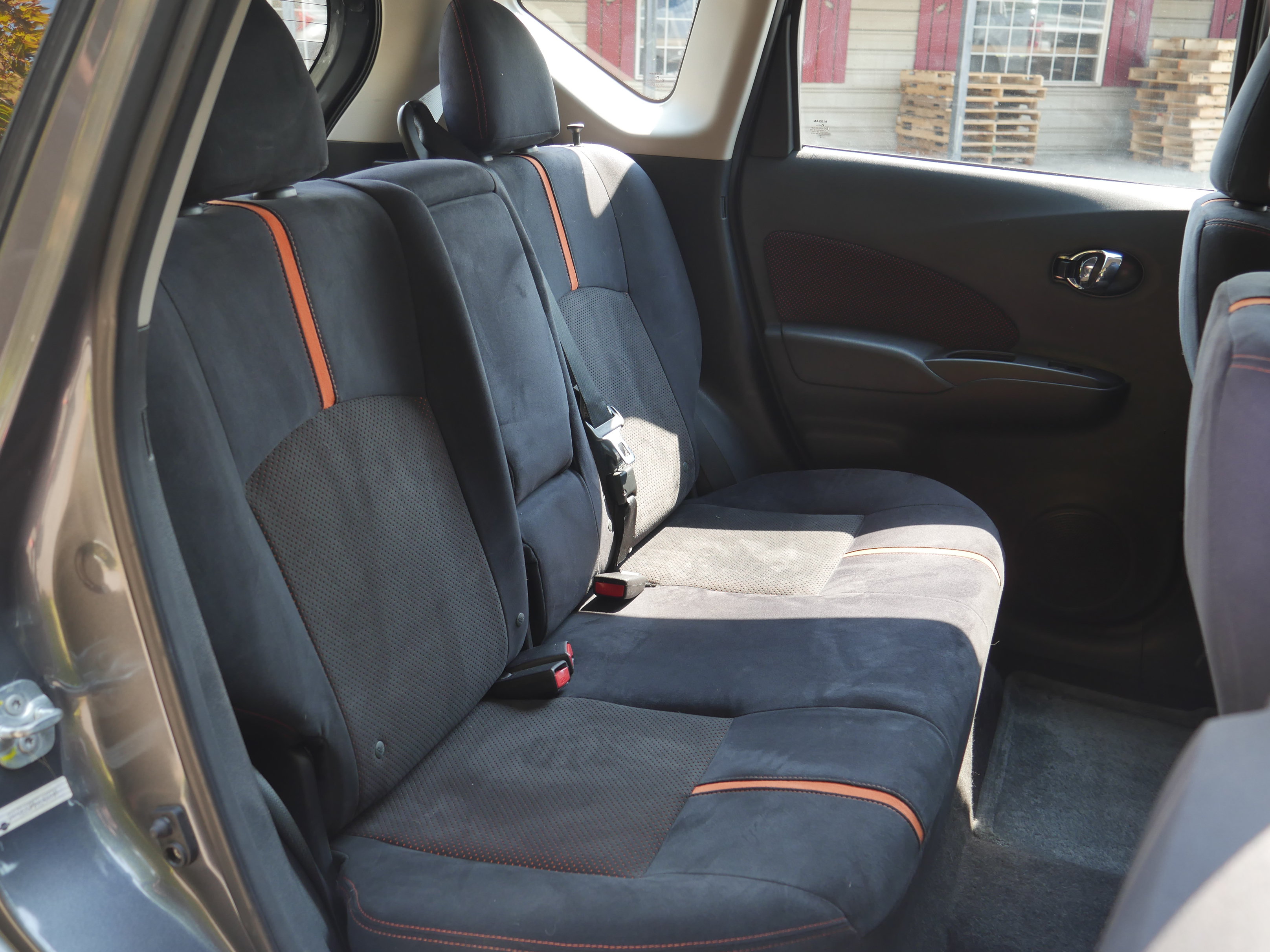Used 2016 Nissan Versa Note FWD image 25