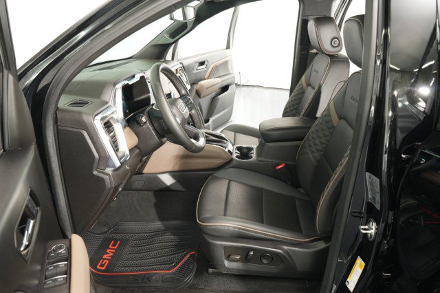 Used 2024 GMC Canyon Denali AWD/4WD image 26