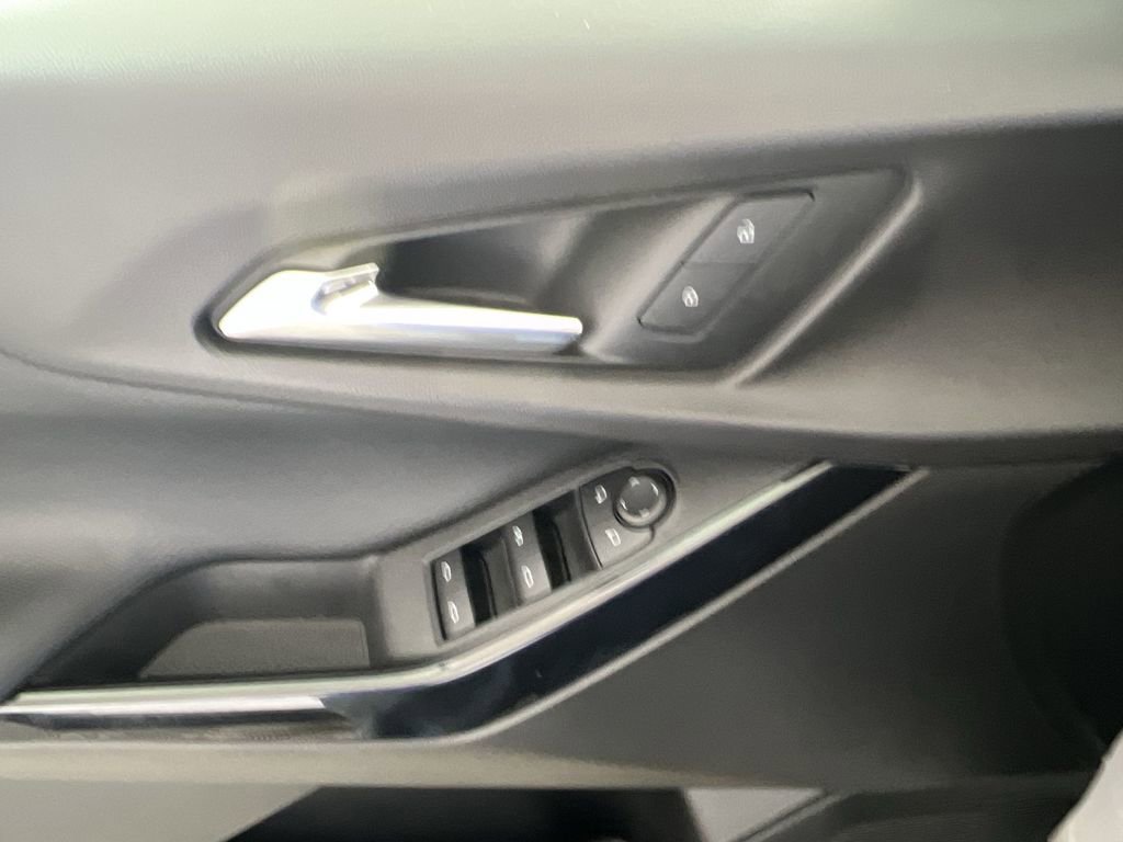 Certified 2025 Chevrolet Equinox LT image 23