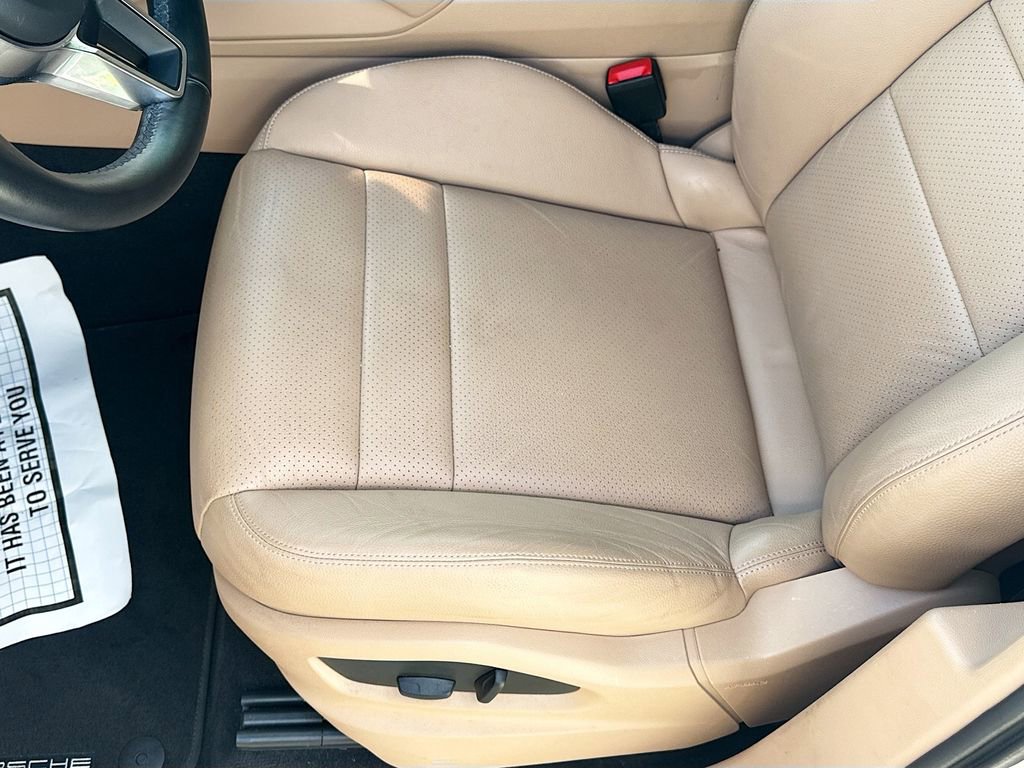 Used 2023 Porsche Cayenne image 21