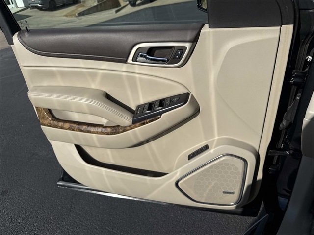 Used 2016 GMC Yukon XL Denali w/ Open Road Package image 8