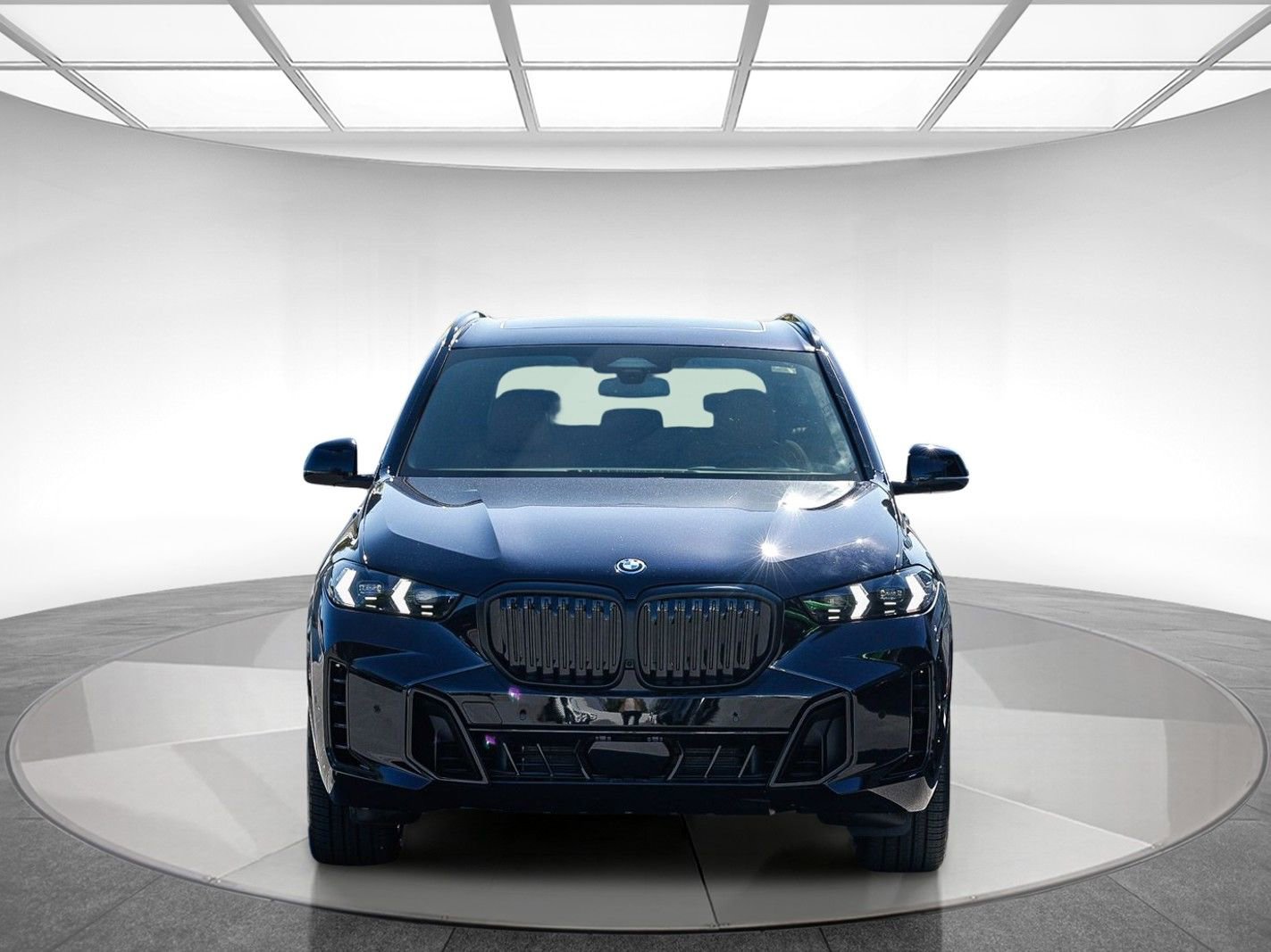 Used 2026 BMW X5 xDrive50e w/ M Sport Package image 6