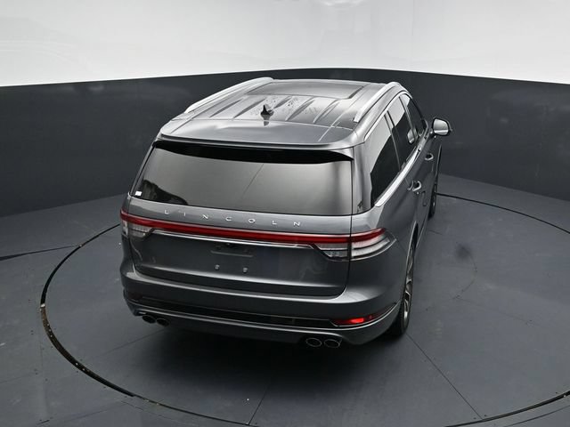 Used 2022 Lincoln Aviator Grand Touring w/ Elements Package Plus AWD/4WD image 33
